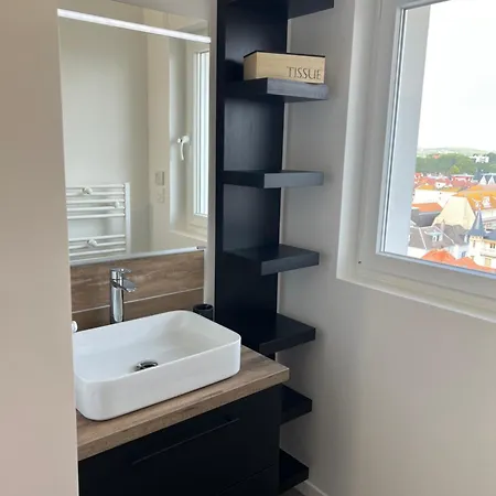 Mathilda Front De 9e Etage * Le Touquet