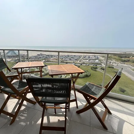 Mathilda Front De 9e étage *