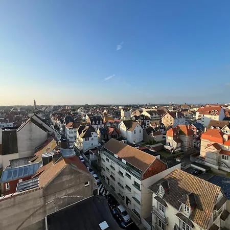 Mathilda Front De 9e étage *