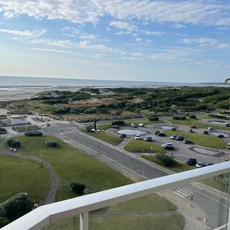 Mathilda Front De 9e Etage *