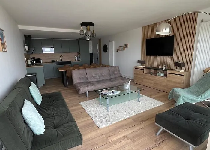 Mathilda Front De 9e Etage