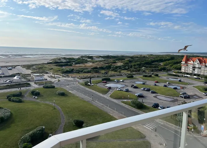 Mathilda Front De 9e étage *